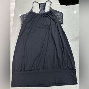 Lululemon: Women’s Tank Top- Size 8